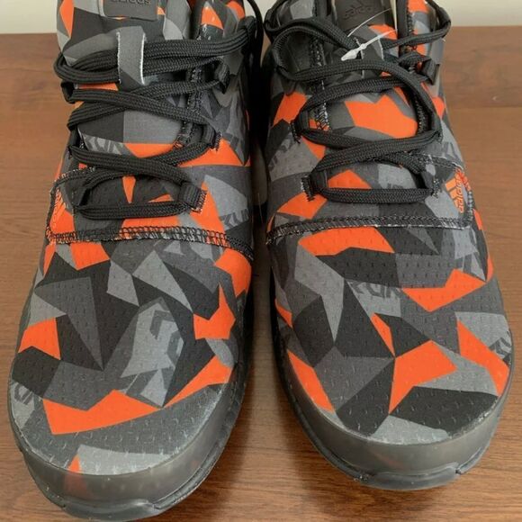 Men’s Adidas ALPHATORSION BOOSTS Size 10 FW9550